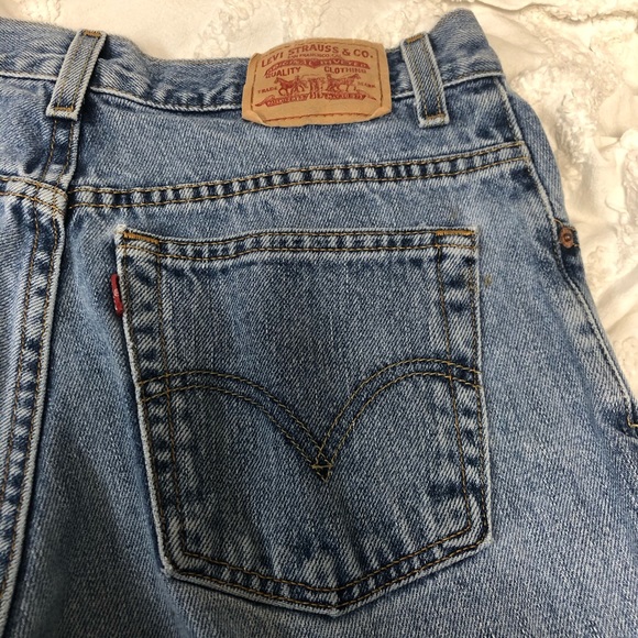 Vintage Women’s Levi’s High Wasted Jeans Size 10 - Picture 3 of 6